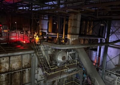 Voyage sur mesure dans les Vosges : Intérieur industriel de l’ancienne usine textile du Parc de Wesserling