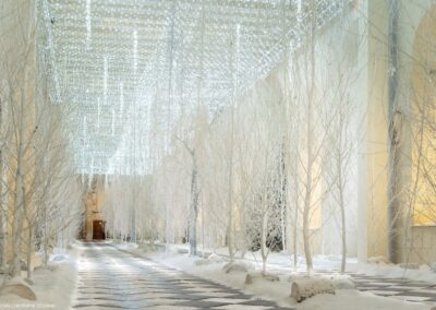 Voyage sur mesure en famille : Promenade immersive dans le froid dans la grande galerie. Edition Grand Nord au château de Chenonceau (Jean-François Bouchet - MOF).