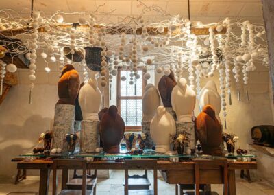 Weekend en Touraine entre amis : Banquise de pingouins en sucre et en chocolat dans le garde-manger du château. Edition Grand Nord au château de Chenonceau.