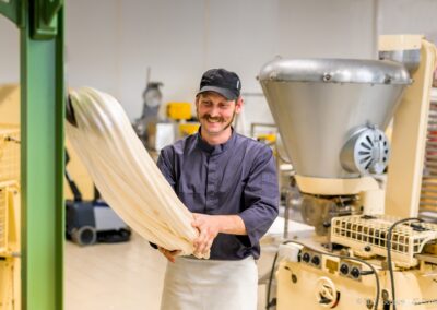 Weekend sur mesure en Touraine : Nicolas Viollet aux commandes du conservatoire de la Confiserie d’Amboise.