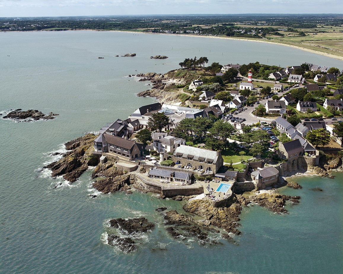 Domaine de Rochevilaine (Morbihan). Voyage sur mesure en Bretagne : vue aérienne du Domaine de Rochevilaine (Relais et Châteaux – Billiers).